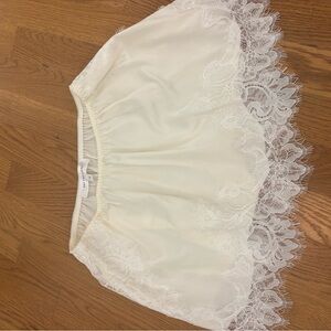 Kat the label xs NWOT Elegant White Lace Skirt